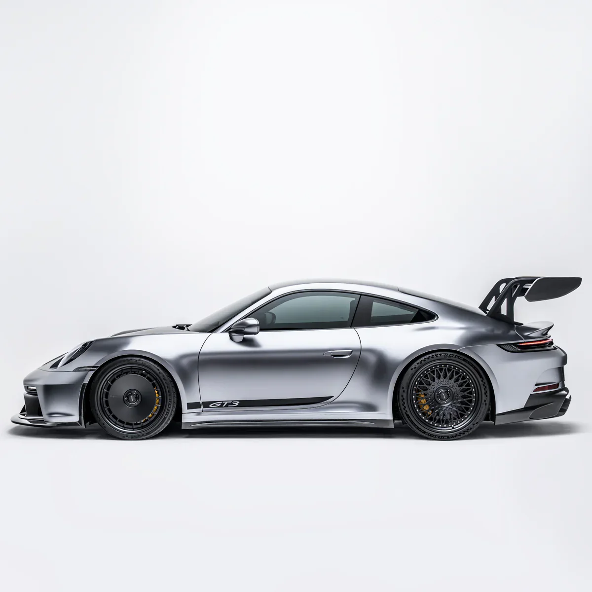 PORSCHE 992.1 GT3 PREPREG LOWER FRONT SPLITTER - Image 6
